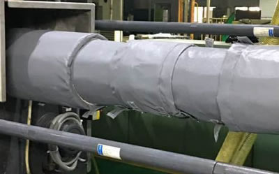 注塑機(jī)<a href=http://www.sdjmqj.cn/e/tags/?tagname=%E4%BF%9D%E6%B8%A9%E8%A1%A3 target=_blank class=infotextkey>保溫衣</a>的好處